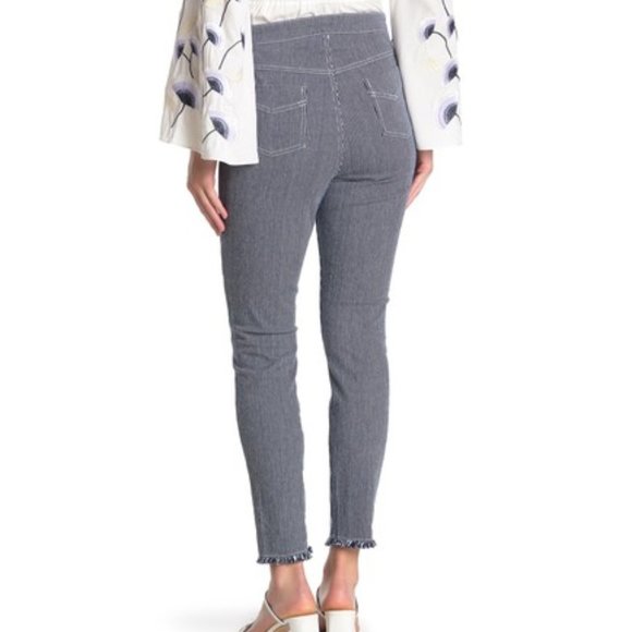 cupcakes and cashmere Wren Striped Skinny Pants Size 8 - Picture 2 of 8